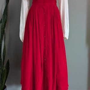 1970年代/1980年代の赤いボタンダウンAラインミディスカート - レディースサイズ6/S