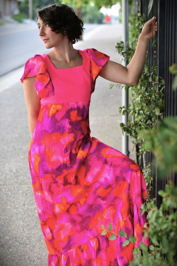 hot pink hawaiian dress 1970's Maxi - Women's Size 8/M hawaiian theme dress for ladies