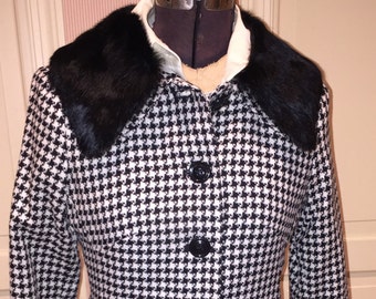 Vintage Casual Corner Lady's Hound-Tooth Checked Suit