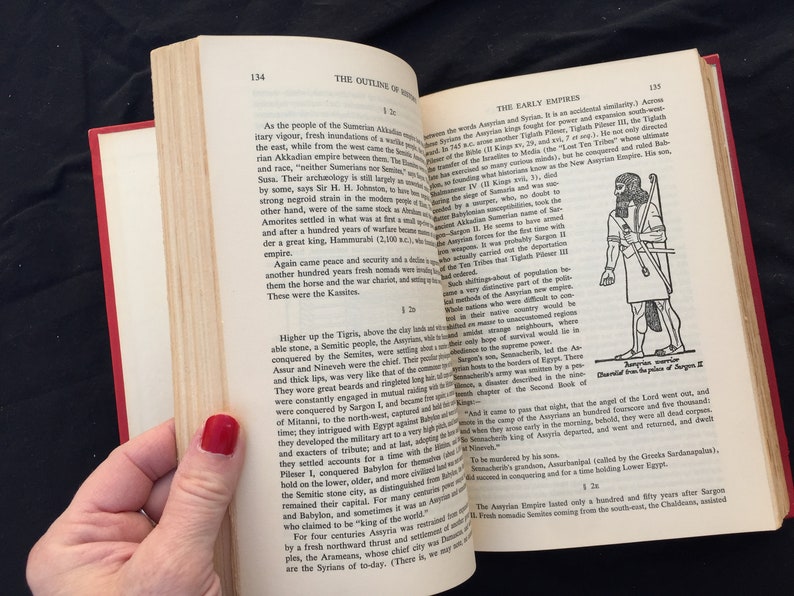 1956 The Outline of History by HG Wells image 5
