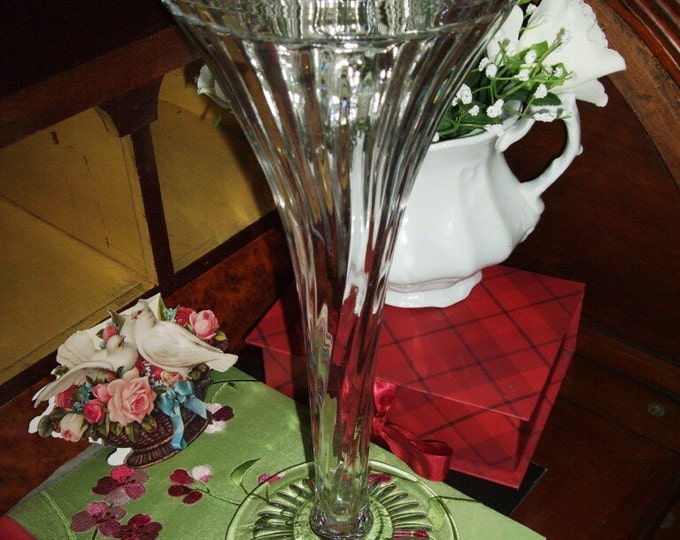 SUPER SALE ANTIQUE GLASS SHELF SUPPORT VASE Etsy