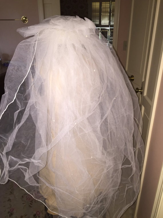 Vintage Beaded Wedding Cap and Veil - image 5