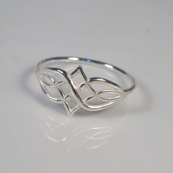 Infinity celtic knot ring, sterling silver ring, celtic ring women, infinity ring, infinity knot ring, alternative wedding ring