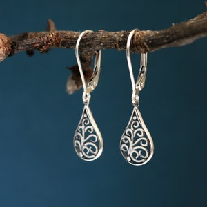 Sterling Silver Filigree Teardrop earrings, nature inspired jewelry