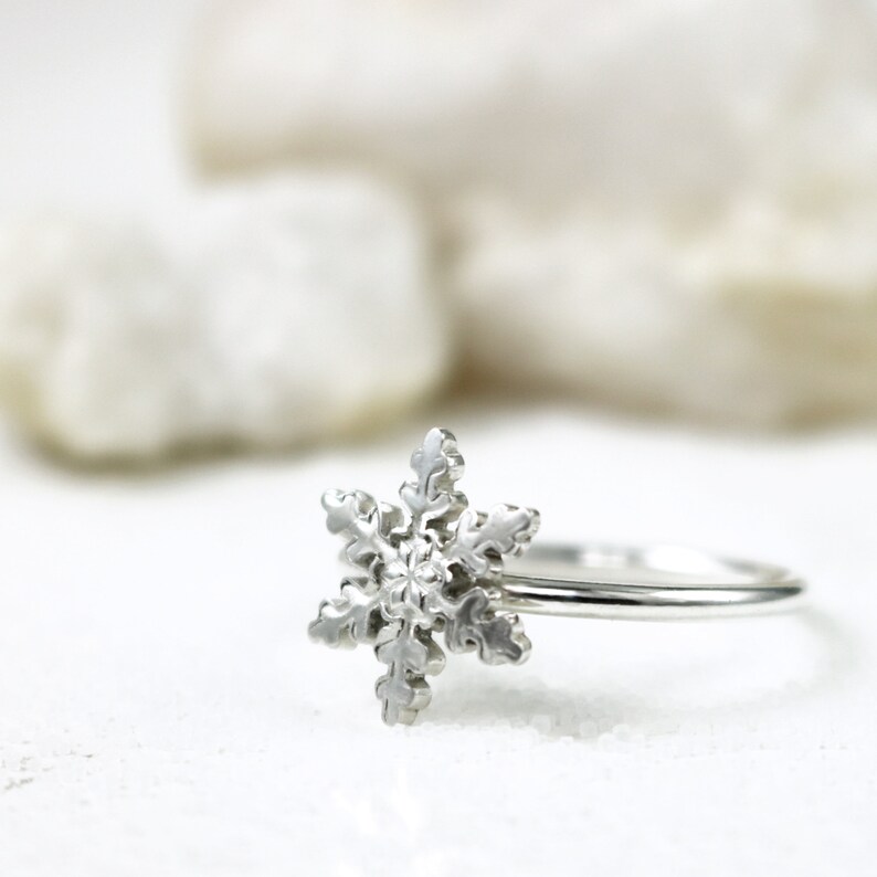 Snowflake ring in Sterling Silver,stackable, Winter jewelry image 3