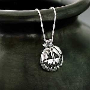 Jack o&#39; Lantern necklace Sterling Silver, Pumpkin pendant, Halloween jewelry