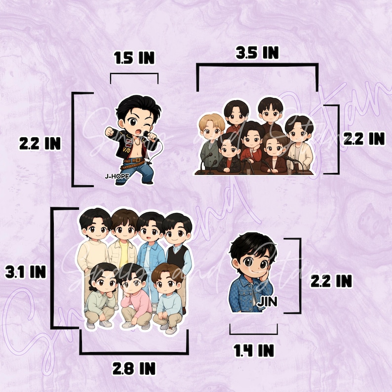 Puede incluir: Cuatro pegatinas de vinilo con ilustraciones estilo chibi de m&uacute;sicos. Una pegatina muestra a J-Hope, otra a Jin y dos muestran retratos de grupo. Las dimensiones indicadas son 3,8 por 5,6 cm, 8,9 por 5,6 cm, 7,1 por 7,9 cm y 3,6 por 5,6 cm.