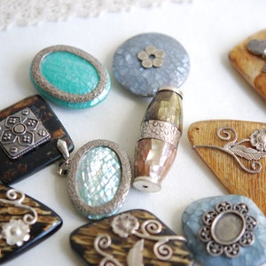 Decorated Mother of pearl and organic material beads/shell beads/leaf wood organic beads/jewelry making supply/sea shell parts/craft parts