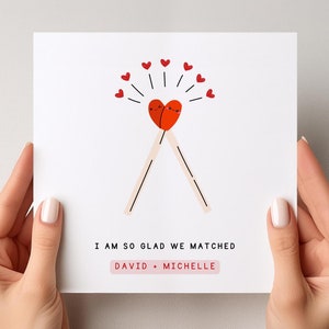 Lustige Liebeskarte Jahrestags-Karte I'm So Glad We Matched personalisierte nette Karte für Freund Freundin Ehemann Frau Paares-Namensliebe
