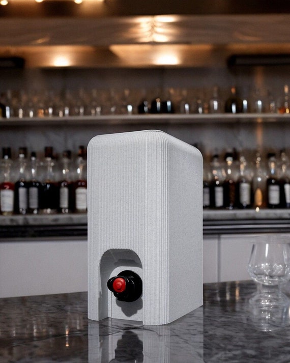 Wine bag dispenser new arrivals