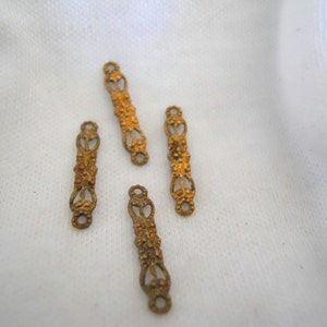 Conectores de filigrana vintage de latón con buey