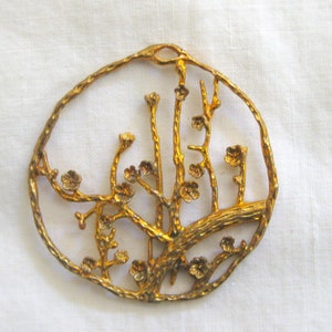 Round Brass Scenic Flower Pendant