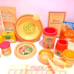 Vintage 1980s Cabbage Patch Doll Birth Certificate & Toy Plates
