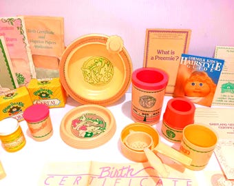 Vintage 1980s Cabbage Patch Doll Birth Certificate & Toy Plates