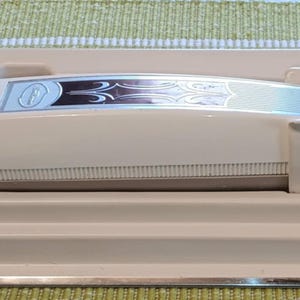 Vintage Electric Slicing Knife for Carving Knife by Sunbeam Electric Knife with Wall Mount Electric Fillet Knife for Carving Turkey Knife
