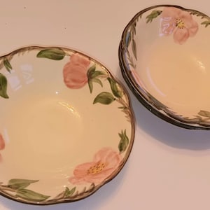 Vintage Franciscan Desert Rose Bowls - Set of 4