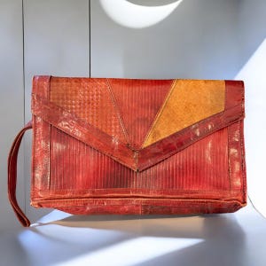 Vintage 70s Geometric Leather Clutch Purse – Red & Tan Patchwork Handbag, Retro Textured Leather Bag, Boho Statement Evening Clutch