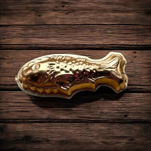Vintage Fish Cake Mold | Retro Copper Baking Pan | Coastal Kitchen Decor | Nautical Wall Hanging | Seafood Party Bakeware | Beach House