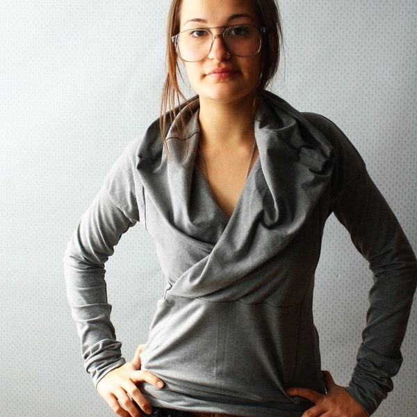 Grey Cowl Top / by Replicca / size Large