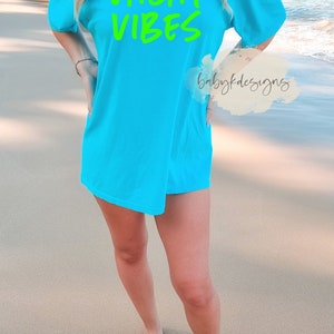 Vacay Vibes Retro Neon Kids T-Shirt, 90s Shirt, Womens Summer Vacation shirt, Comfort Colors®, Girls Beach Shirt, Matching Mommy Shirt Lagoon