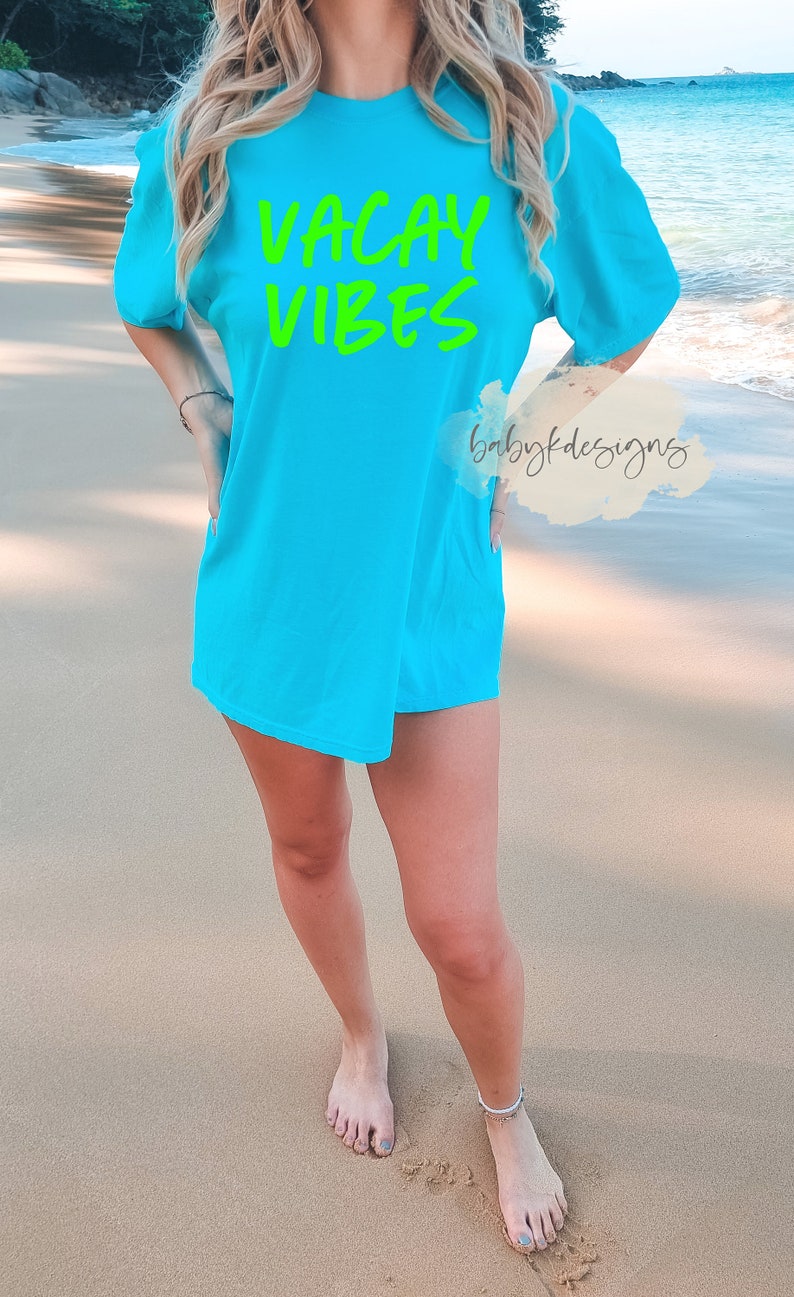 Vacay Vibes Retro Neon Kids T-Shirt, 90s Shirt, Womens Summer Vacation shirt, Comfort Colors®, Girls Beach Shirt, Matching Mommy Shirt Lagoon