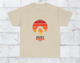 Arcos / Parque Nacional Unisex Heavy Cotton Tee / Camiseta Arches / Camiseta de senderismo / Camiseta de camping / Camisa de camping / Camisa de senderismo / Utah