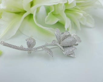 Swarovski Crystal Rose Flower Floral Bouquet Sash Pin Brooch