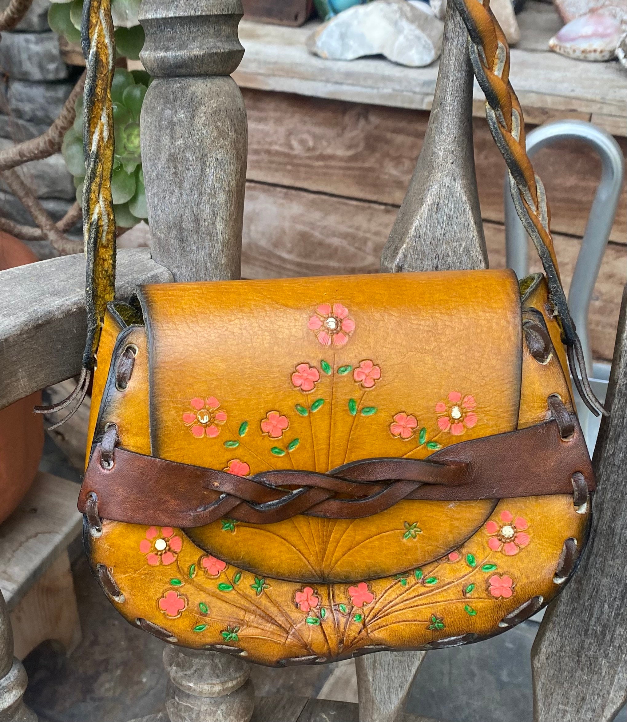 Vintage 70s Floral Leather Hand Tooled bag