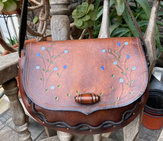 Vintage rustic medium size 1960s Tooled Leather P… - image 1