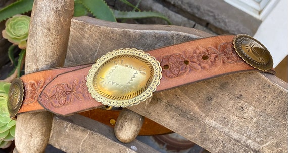 Great Vintage Hippie Boho Western Tooled Leather Belt With