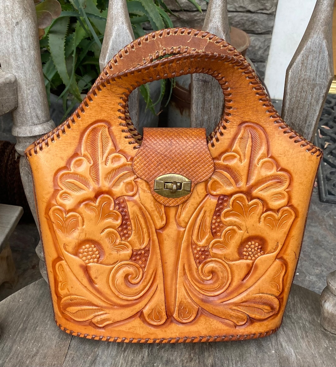 Circle Y Python Pass Wither Strap - Equestrian Vintage Leather - Want It All