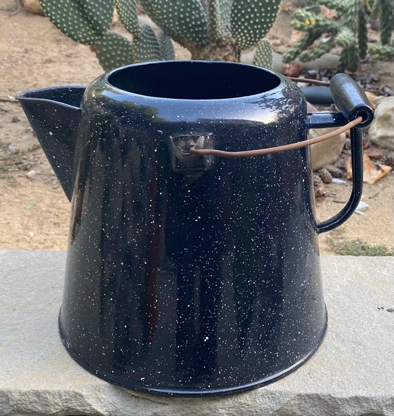 Vintage Large 1 1/2 Gallon Enamelware Cowboy Coffee Pot 