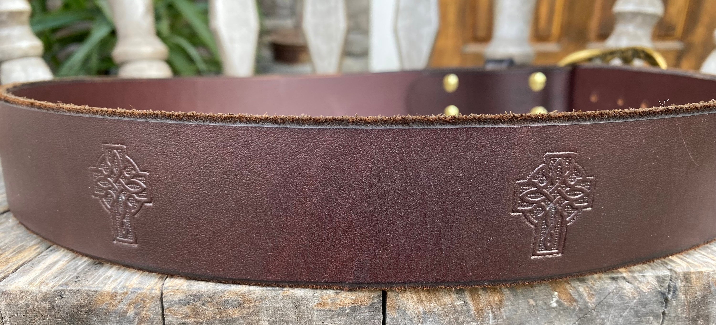 Genuine Tooled Leather Belt Womens Small Brown Gold Embossed Celtic Brass Buckle 114834.jpg main image 4