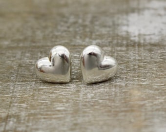 Classic Silver Heart Earrings / Heart Stud Earrings / Perfect Simple Earrings For Her / Minimalist Earrings / Bridesmaid Gifts