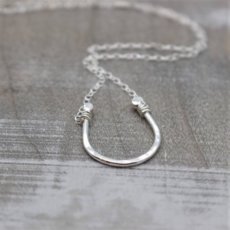 Horseshoe Necklace Sterling Silver Necklace Gift for her Horse Lover Lucky Charm Gift Jewelry / gift for mom 画像 2