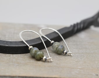 Labradorite beaded silver hoop earrings / grey gemstone earrings / gift for her / jewelry sale / Navajo Pearl earrings / boho earrings