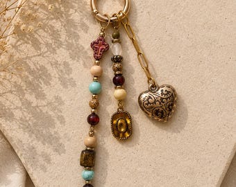 Western Heart Bag Charm Keychain, Cowboy Hat Purse Charm, Beaded Boho Keychain, Rustic Bag Accessory, Turquoise Charm Chain
