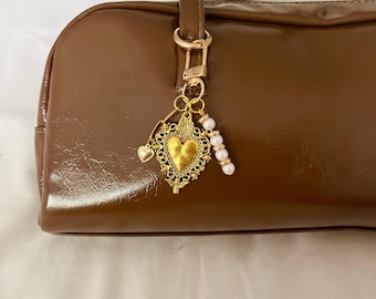 Handmade Gold Heart Keychain with Pearl Beads, Elegant Purse Charm, Romantic Jewelry Inspired Bag Accessory, Unique Gift for Her