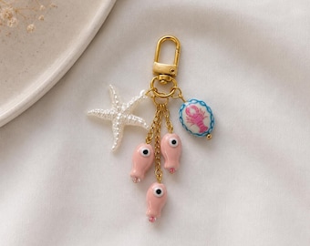 Coastal Starfish Bag Charm Keychain, Pink Fish Purse Charm, Beachy Gold Bag Accessory, Ocean-Inspired Handmade Keychain