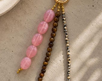 Pink Beaded Bag Charm, Rose Quartz Style Purse Charm, Tiger Eye Bag Accessory, Handmade Gold Keychain Charm, Boho Handbag Charm