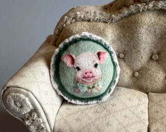 Tiny Pig on green, miniature sofa pillow | 1:12 scale decor | hand sewn round velvet fabric, mini farmhouse decor, Tiny Urchin