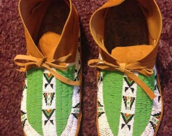 Powwow style hand-sewn beaded leather loafers MCN106