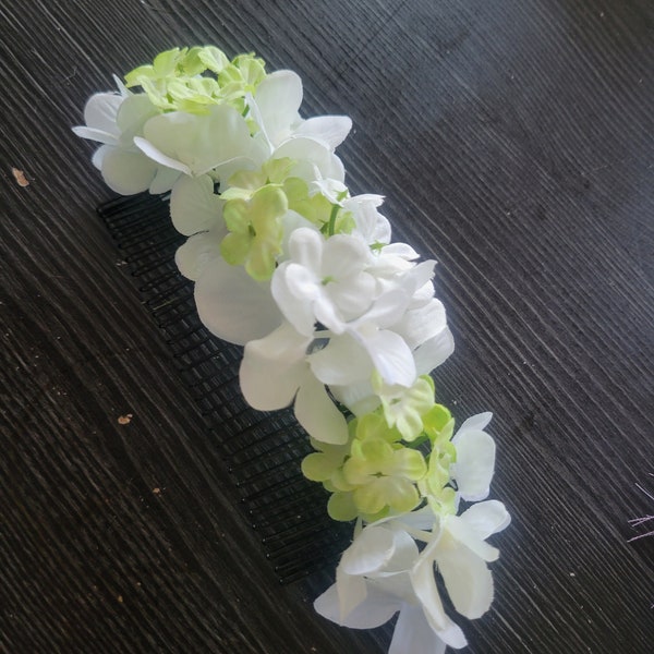 White and green floral comb, festival accessories, rave accessories, fairy hair comb