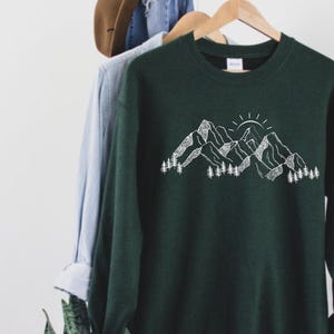 Mountain Sweatshirt, Outdoors Sweatshirt, Hiking Sweatshirt, Nature Sweatshirt, Mountain Sweater, Winter Sweatshirt, Mountain Shirt