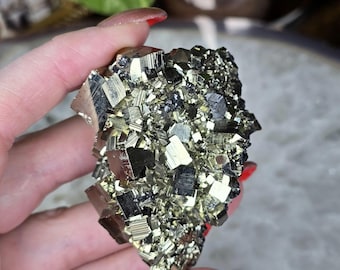 Hochwertiger peruanischer Pyrit mit Galena - 6,5 cm lang