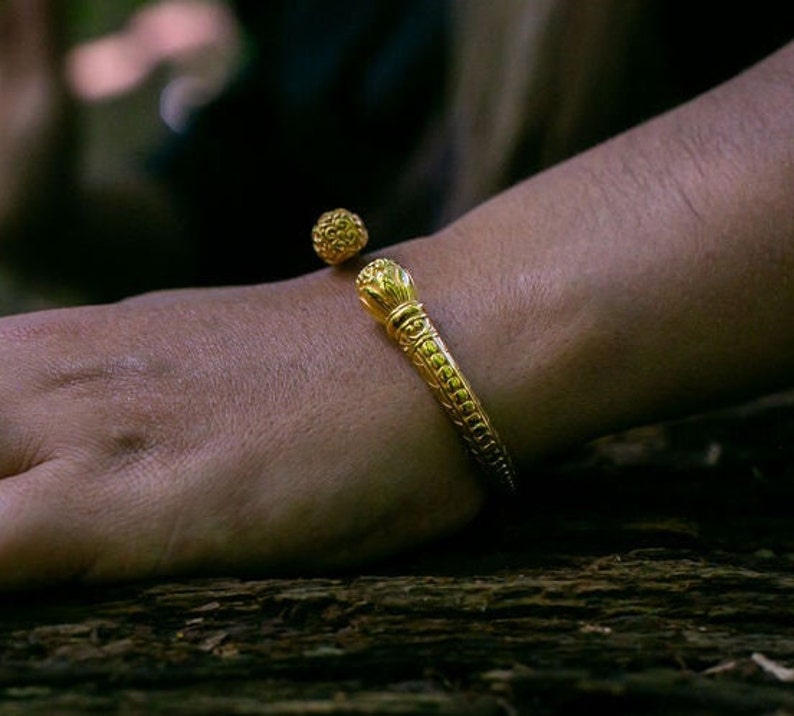 Gold lotus bracelet, lotus bracelet image 1
