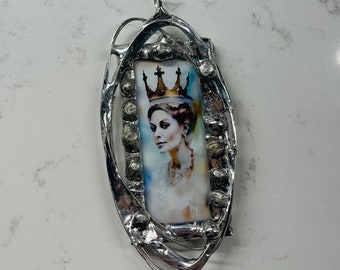 Queen, Pendant, Soldered Glass, Glass Pendant, Soldered Art Jewelry, , Handmade Jewelry, Artisan, Soldered, Glass Jewelry, Unique Jewelry