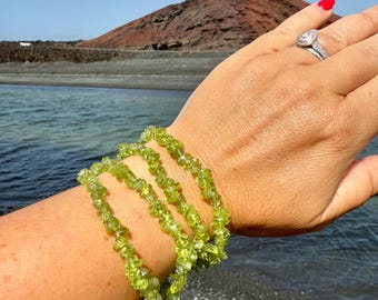 PERIDOT Crystal Healing Bracelet for Cleansing, Forgiveness and Motivation