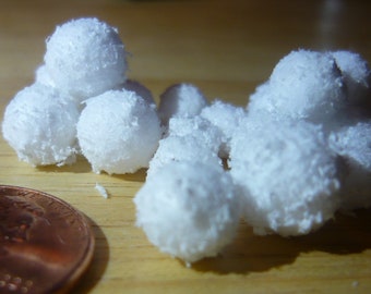 Miniature Snowballs for Dollhouse, Elves, Fairies and Leprechauns! 1:12 scale Winter Christmas Fun