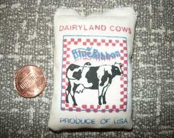 Dairyland Cows Blue Ribbon Feed Bag Full Sack Dollhouse Miniature 1/12 Scale